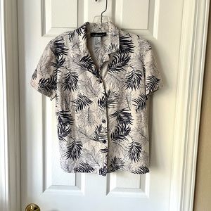 Linen Sag Harbor Womans Hawaiian shirt